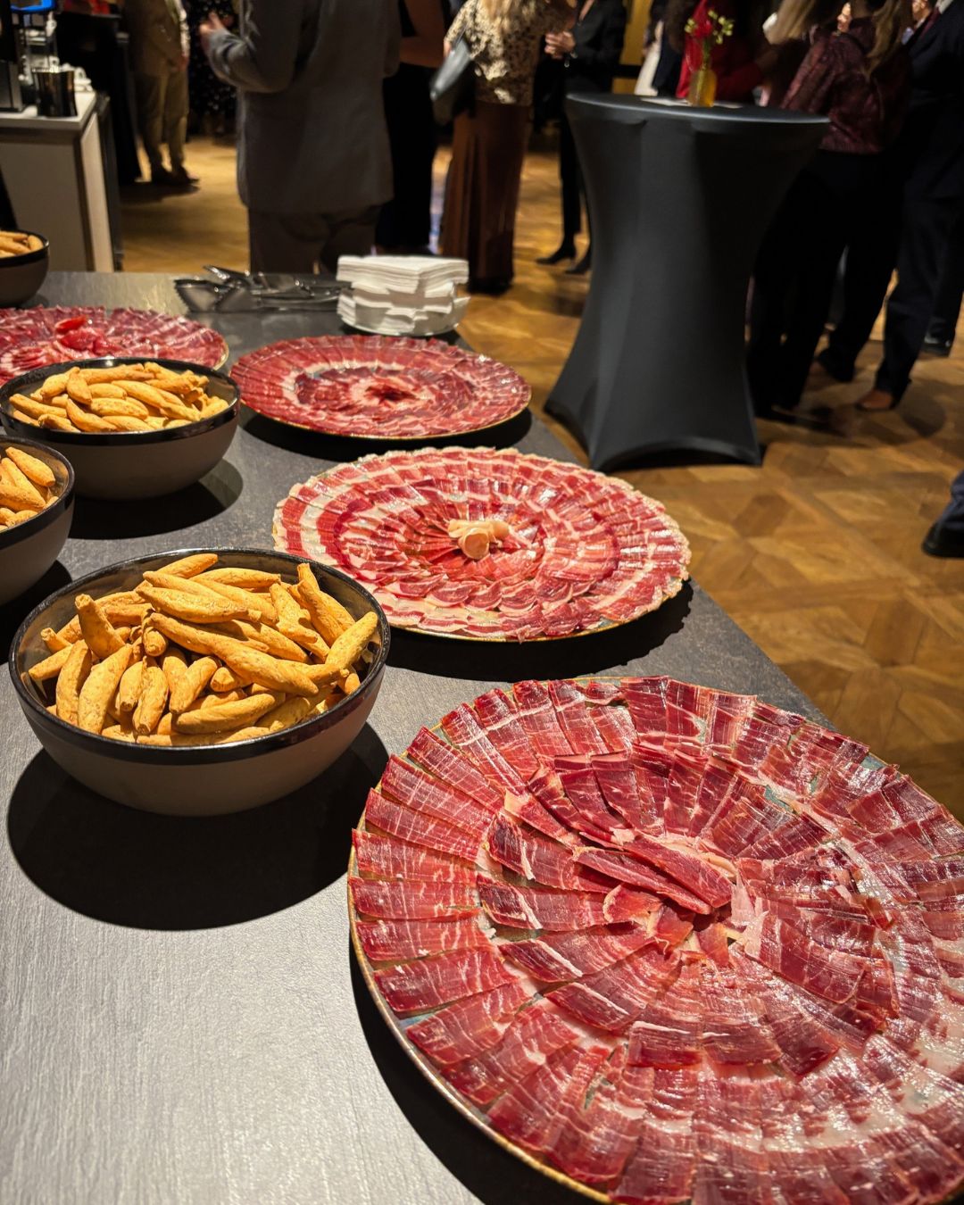 Jamon_Ibérico_Cortador_5